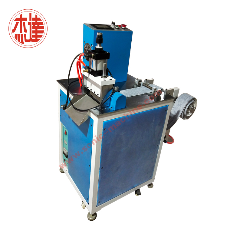 新款全自動(dòng)超聲波拖布切片機(jī)